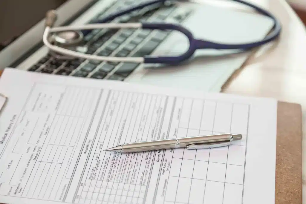 Receipts and expense log kept by a Canadian egg donor