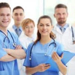 doctors-helping-with-surrogacy